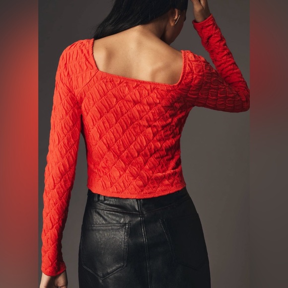 Maeve Long-Sleeve Modern Popcorn Crop Top - Picture 3 of 12